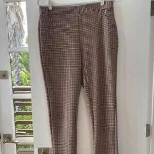 Adrienne Vittadini Pull On Side Slits Pants‎ in Houndstooth Check, Size Large
